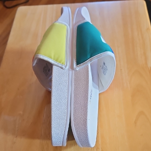 Adidas Adilette Pride Slides - Picture 6 of 10